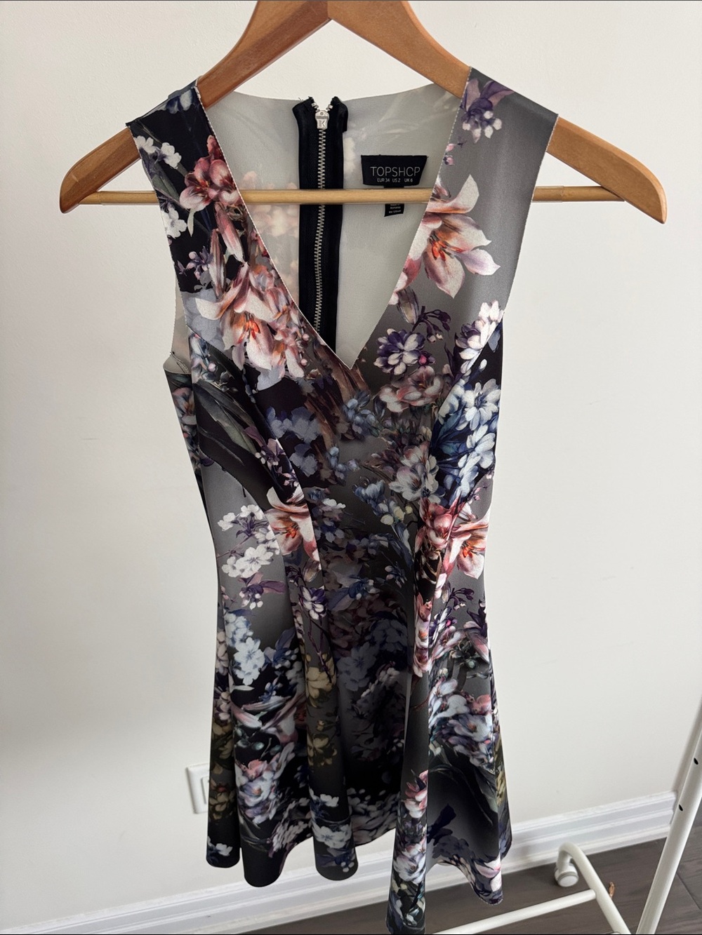 Topshop Black & Floral V-Neck Fit-and-Flare Dress